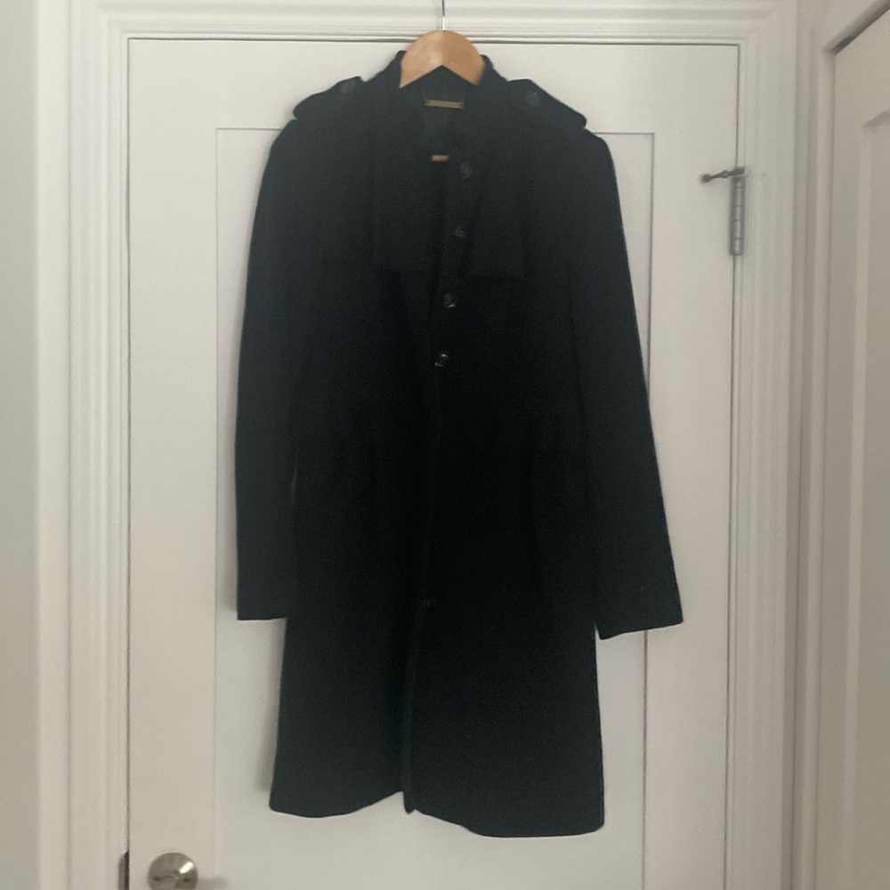 Diane Von Furstenberg coat. Worn once, great condition.